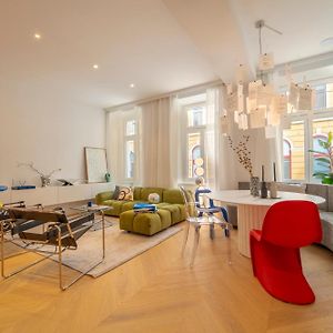 Appartement de Luxe à 3 Chambres à Coucher