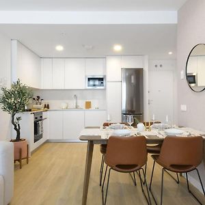 Appartement à 2 Chambres à Coucher