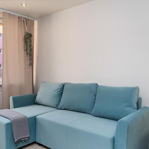 Nad Sudolem Stylish Apartment