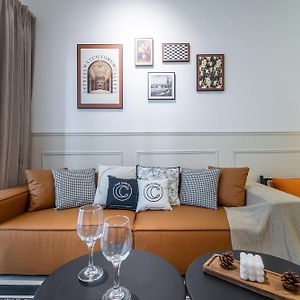 Appartement à 2 Chambres à Coucher