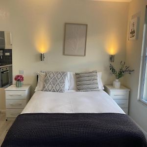 Grays Inn Road - Room 4