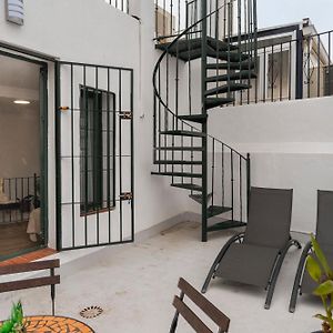Appartement à 3 Chambres à Coucher