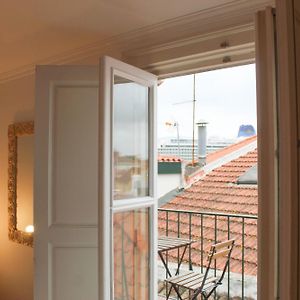 Appartement Suite à 3 Chambres à Coucher