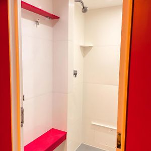 Capsule Privée aux Étages Inférieurs