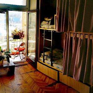 Dormitory Room Mixed