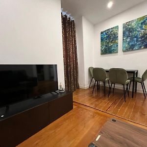 32 2 - Heart Of Lisbon Private Apartment, Bairro Alto