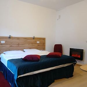 Chambre Standarde Lit King-Size