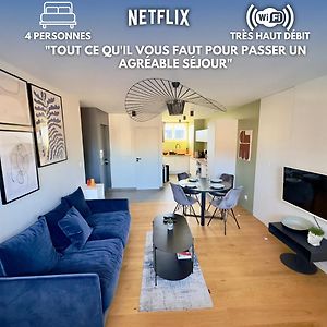 Vue Cathedrale, Beffroi, Netflix En Hyper Centre