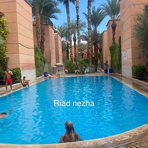 Riad Nezha Avec Jacuzzi Et 3 Piscines Au Coeur De Marrakesh