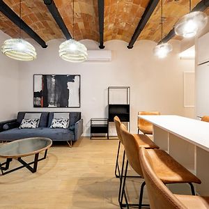 Appartement à 3 Chambres à Coucher