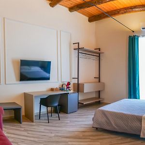 Rooftop Parthenopeo Contemporary Rooms