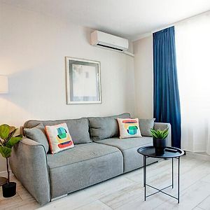 Maxim Sofia Center 1Bdr Apartment Next To Subway Station And Mall Sofia