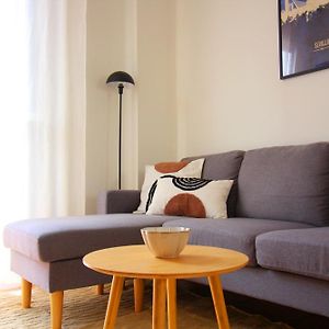 Appartement à 2 Chambres à Coucher