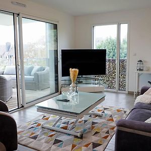 Appartement à 3 Chambres à Coucher
