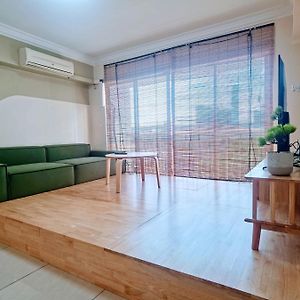 Appartement à 3 Chambres à Coucher