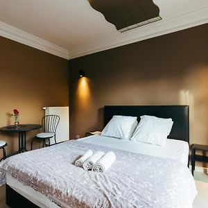 Chambre Budgétée Lit King-Size