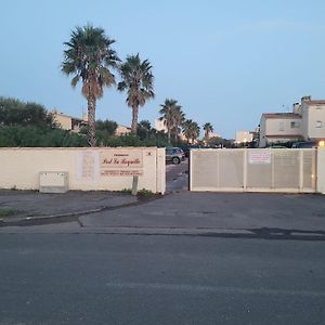 Plage De La Roquille