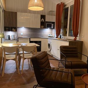 Appartement à 2 Chambres à Coucher