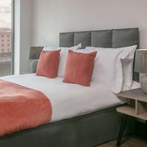 Appartement à 2 Chambres à Coucher