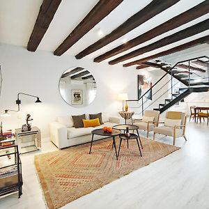Appartement à 3 Chambres à Coucher