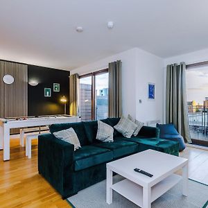 Appartement à 3 Chambres à Coucher