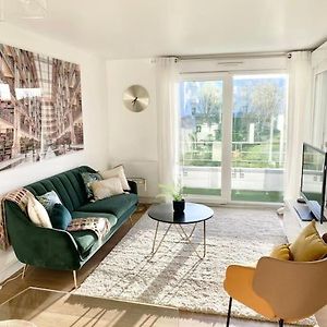 Le Domaine Reserve , Parking Et Ecrin De Verdure