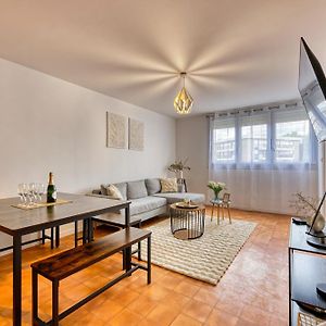 Appartement Familial Et Cozy - Wifi - Espace Travail- Parking