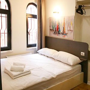 Chambre Standarde Lit Queen-Size