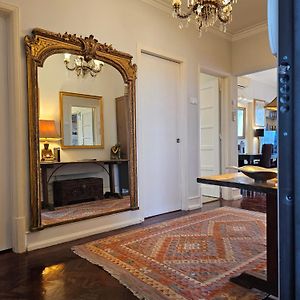 Appartement à 3 Chambres à Coucher