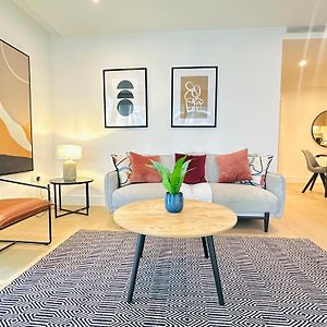 Battersea 2 Bedroom Cosy Apartment