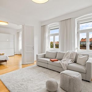 Appartement à 2 Chambres à Coucher
