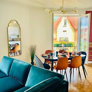 Appartement à 3 Chambres à Coucher