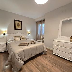 Appartement à 3 Chambres à Coucher
