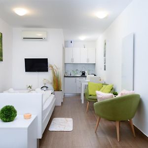 Central Castle Apartments