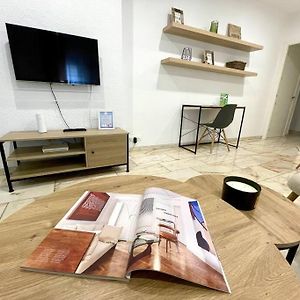 Appartement à 3 Chambres à Coucher