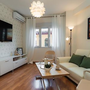 Appartement à 3 Chambres à Coucher