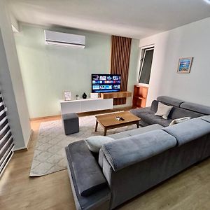 Edi'S Apartament