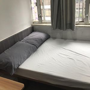 Chambre Budgétée Lit King-Size