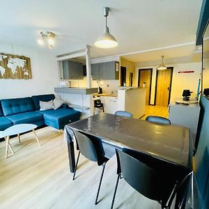 Appartement à 2 Chambres à Coucher