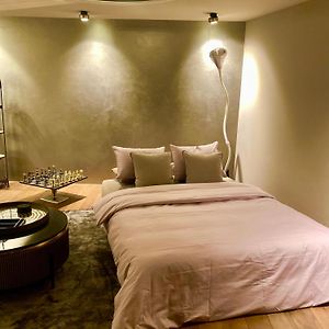 Suite3, 7 Min Walk From Opera Or Lake
