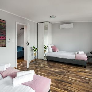 Corner Apartments