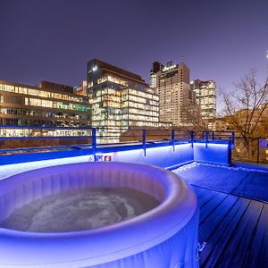 Unique Tower Business View Apartment