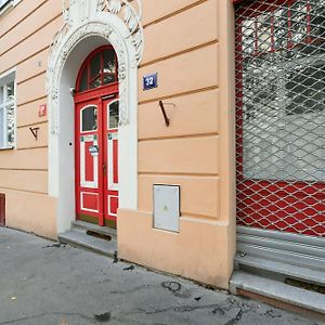 Kubelikova 32 Residence
