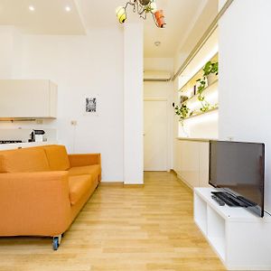 Minimal Apartment Near Bocconi University