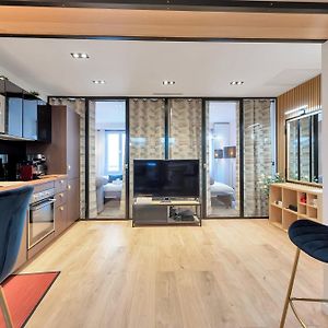 Appartement à 3 Chambres à Coucher