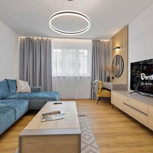 Modern Apartmen Near Train Station #11