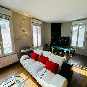 Appartement à 2 Chambres à Coucher