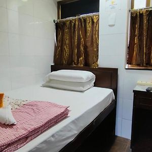 Private Bathroom Single Room