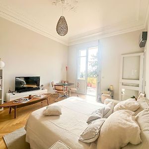 Appartement à 2 Chambres à Coucher
