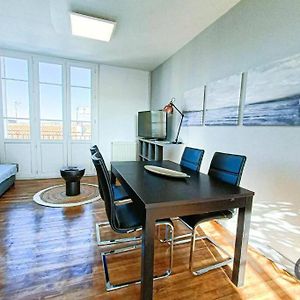 Appartement à 3 Chambres à Coucher